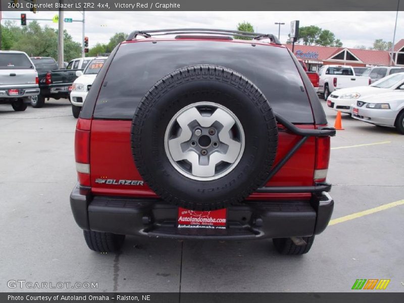 Victory Red / Graphite 2001 Chevrolet Blazer LS ZR2 4x4