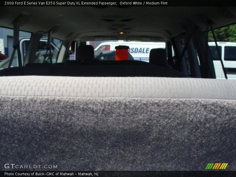 Oxford White / Medium Flint 2009 Ford E Series Van E350 Super Duty XL Extended Passenger