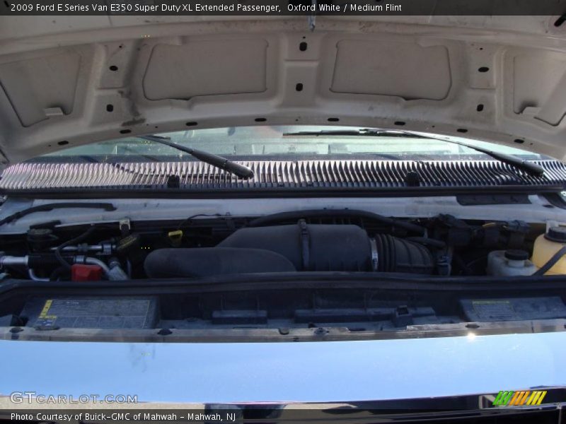 Oxford White / Medium Flint 2009 Ford E Series Van E350 Super Duty XL Extended Passenger
