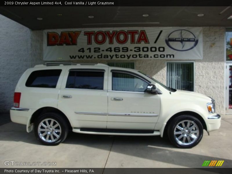 Cool Vanilla / Light Graystone 2009 Chrysler Aspen Limited 4x4