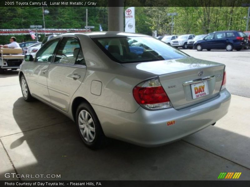 Lunar Mist Metallic / Gray 2005 Toyota Camry LE