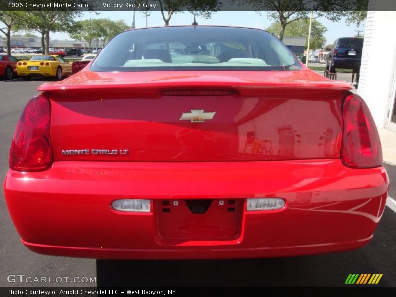 Victory Red / Gray 2006 Chevrolet Monte Carlo LT