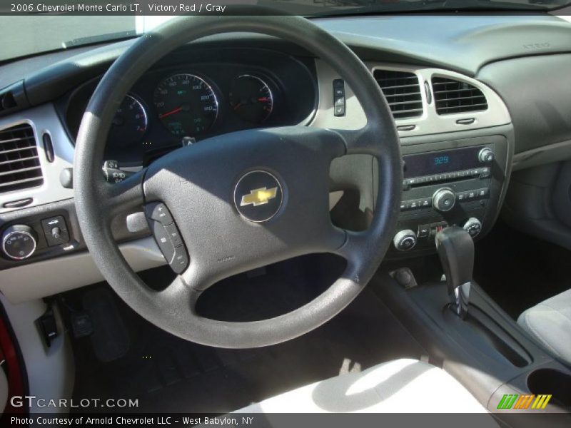 Victory Red / Gray 2006 Chevrolet Monte Carlo LT