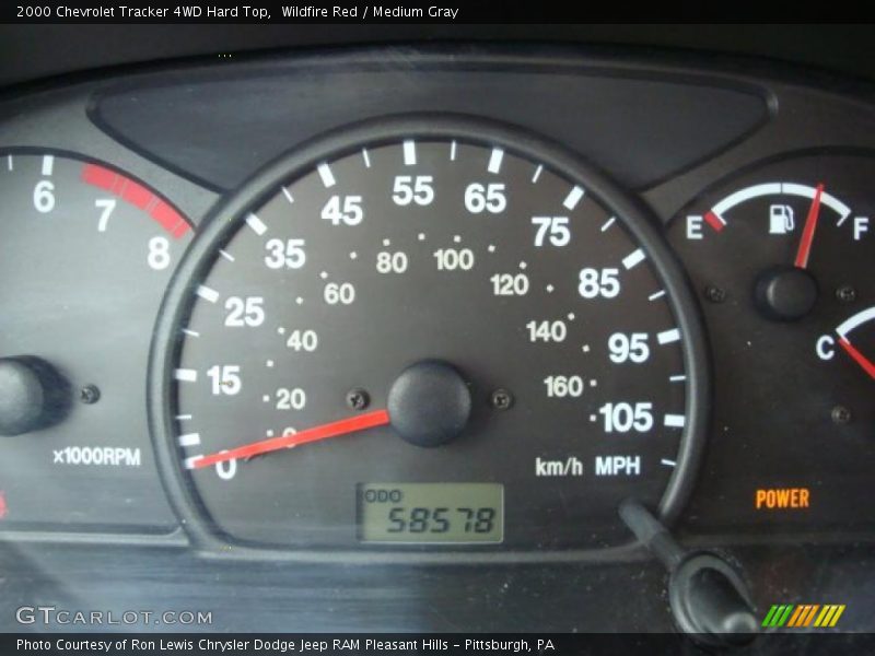 Wildfire Red / Medium Gray 2000 Chevrolet Tracker 4WD Hard Top