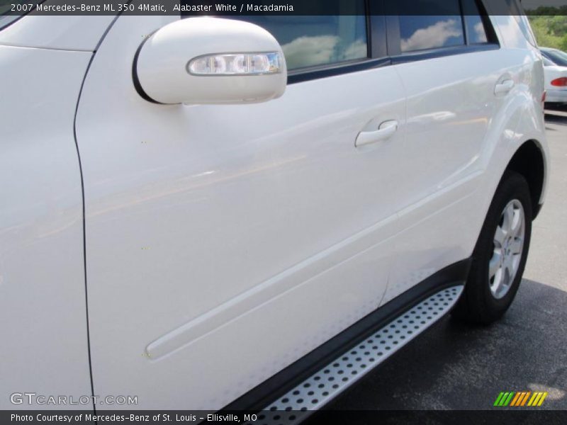 Alabaster White / Macadamia 2007 Mercedes-Benz ML 350 4Matic