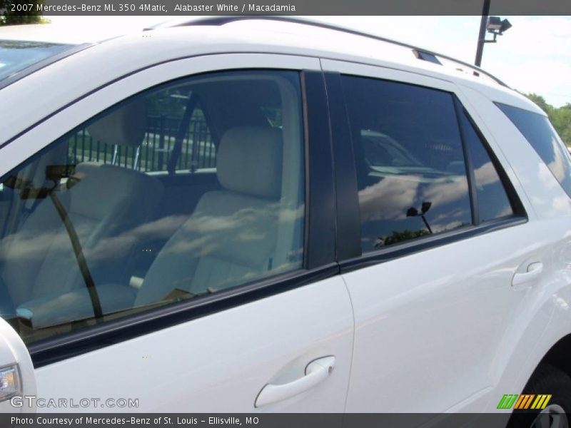 Alabaster White / Macadamia 2007 Mercedes-Benz ML 350 4Matic