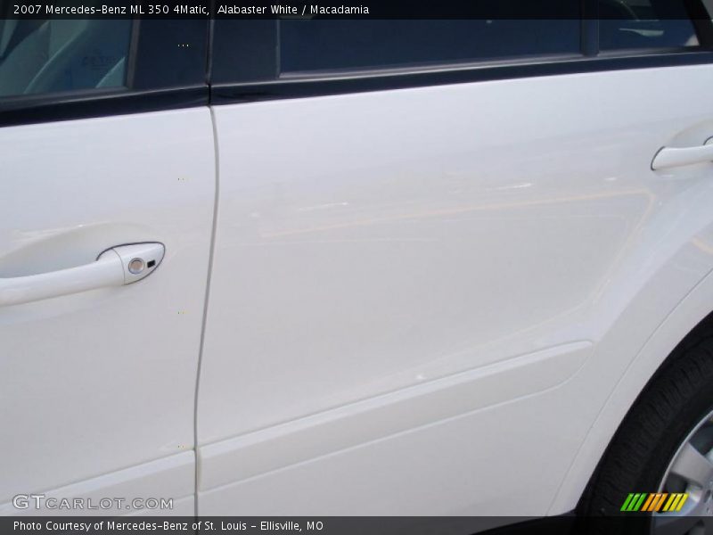 Alabaster White / Macadamia 2007 Mercedes-Benz ML 350 4Matic