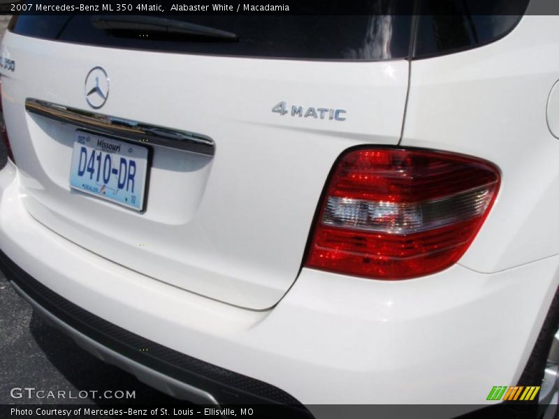 Alabaster White / Macadamia 2007 Mercedes-Benz ML 350 4Matic