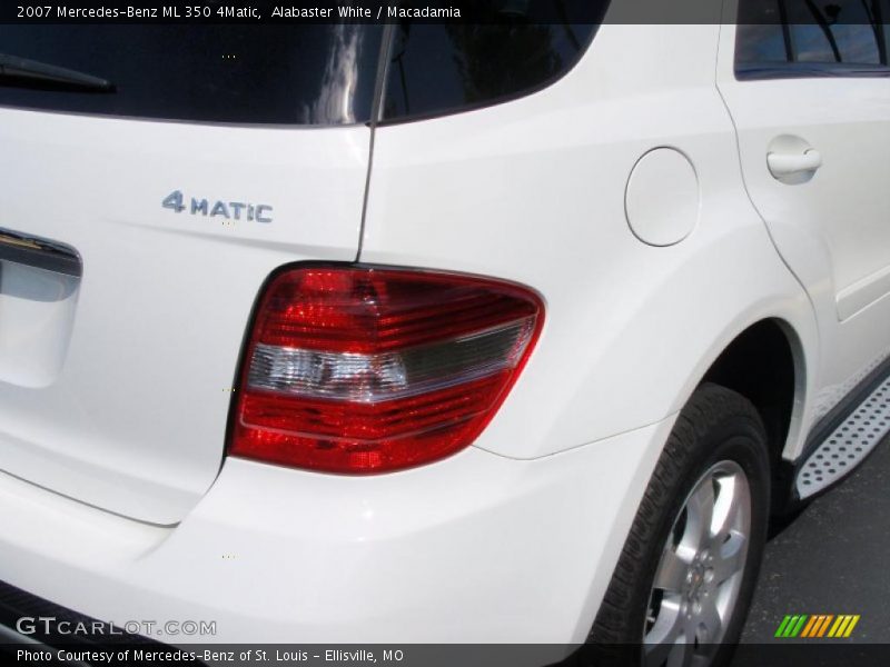 Alabaster White / Macadamia 2007 Mercedes-Benz ML 350 4Matic