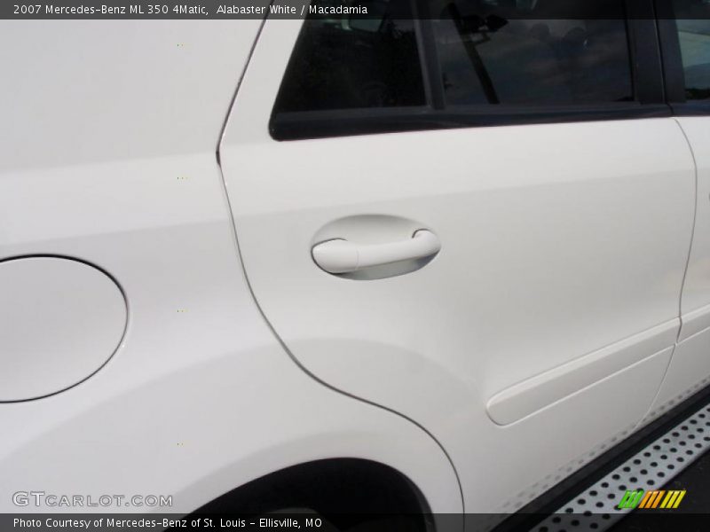 Alabaster White / Macadamia 2007 Mercedes-Benz ML 350 4Matic