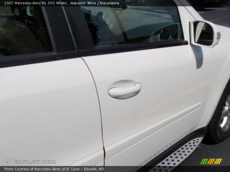 Alabaster White / Macadamia 2007 Mercedes-Benz ML 350 4Matic