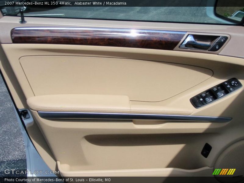 Alabaster White / Macadamia 2007 Mercedes-Benz ML 350 4Matic