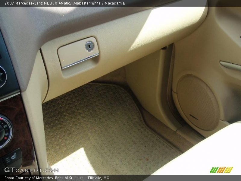 Alabaster White / Macadamia 2007 Mercedes-Benz ML 350 4Matic