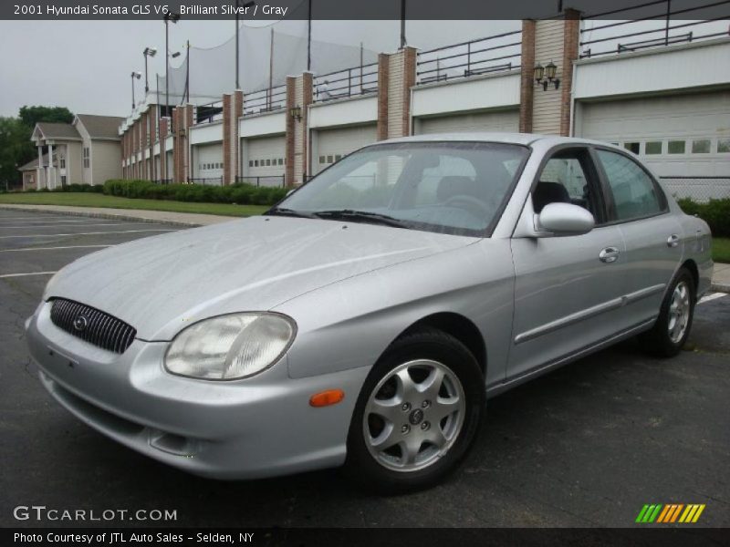 Brilliant Silver / Gray 2001 Hyundai Sonata GLS V6