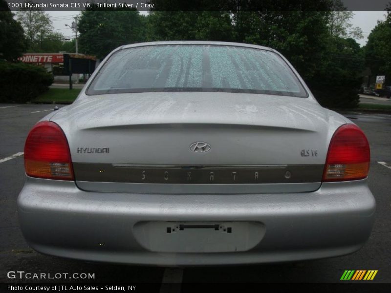 Brilliant Silver / Gray 2001 Hyundai Sonata GLS V6