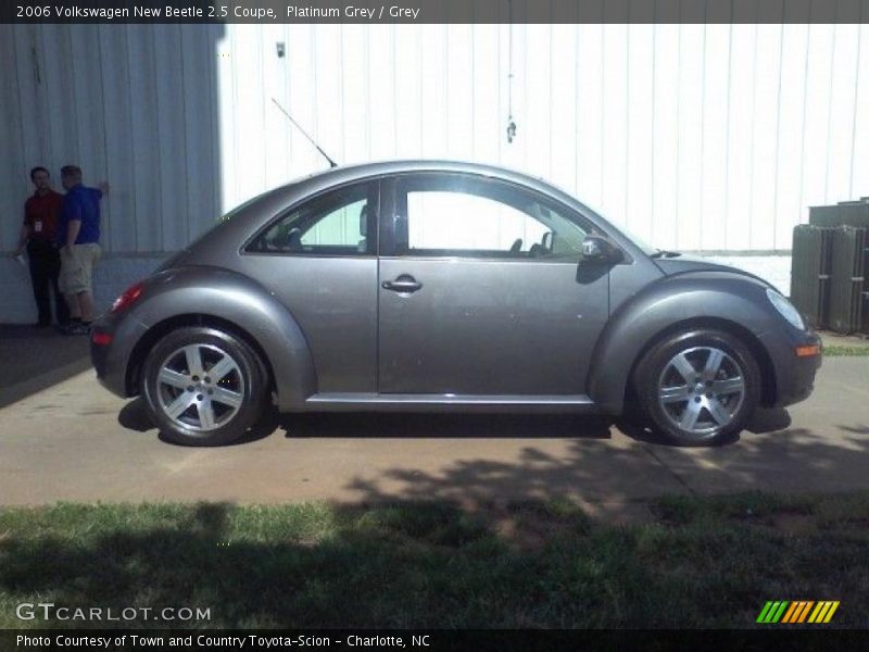 Platinum Grey / Grey 2006 Volkswagen New Beetle 2.5 Coupe