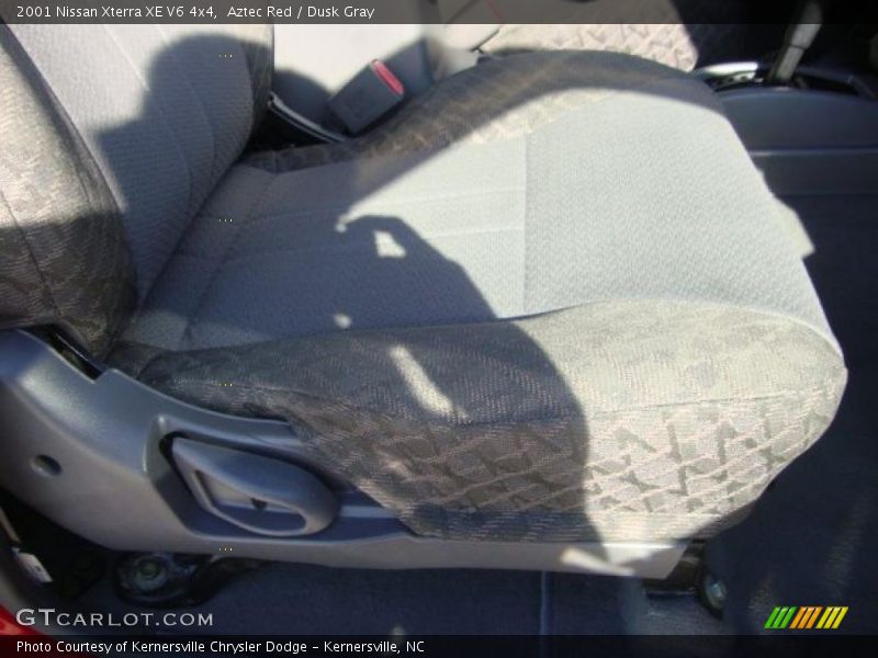 Aztec Red / Dusk Gray 2001 Nissan Xterra XE V6 4x4