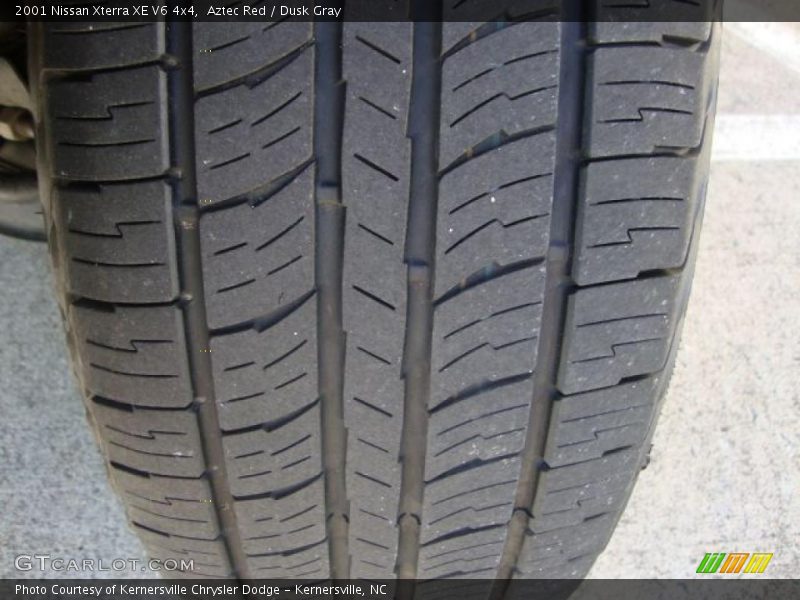 Aztec Red / Dusk Gray 2001 Nissan Xterra XE V6 4x4