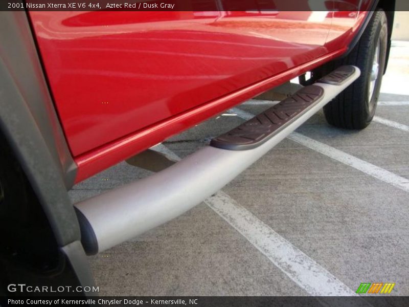 Aztec Red / Dusk Gray 2001 Nissan Xterra XE V6 4x4