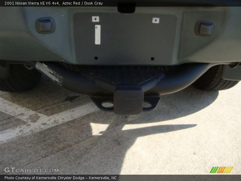 Aztec Red / Dusk Gray 2001 Nissan Xterra XE V6 4x4
