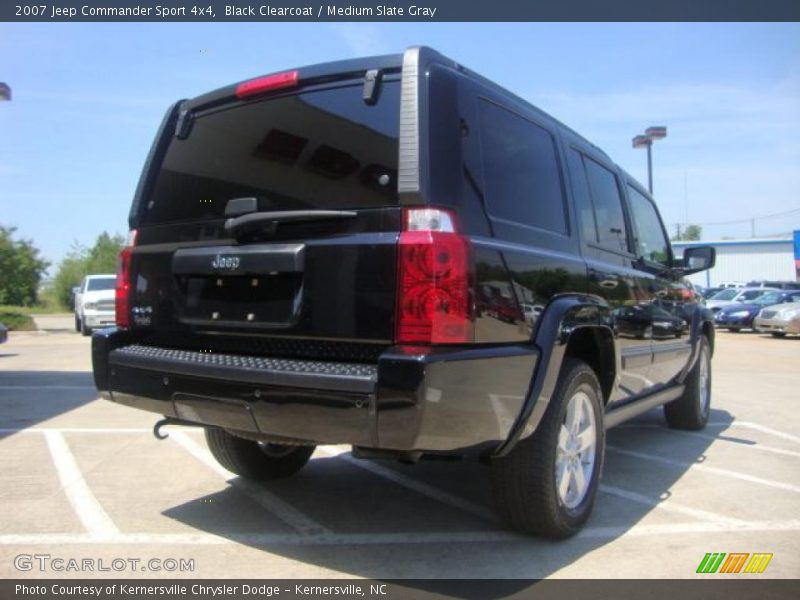 Black Clearcoat / Medium Slate Gray 2007 Jeep Commander Sport 4x4