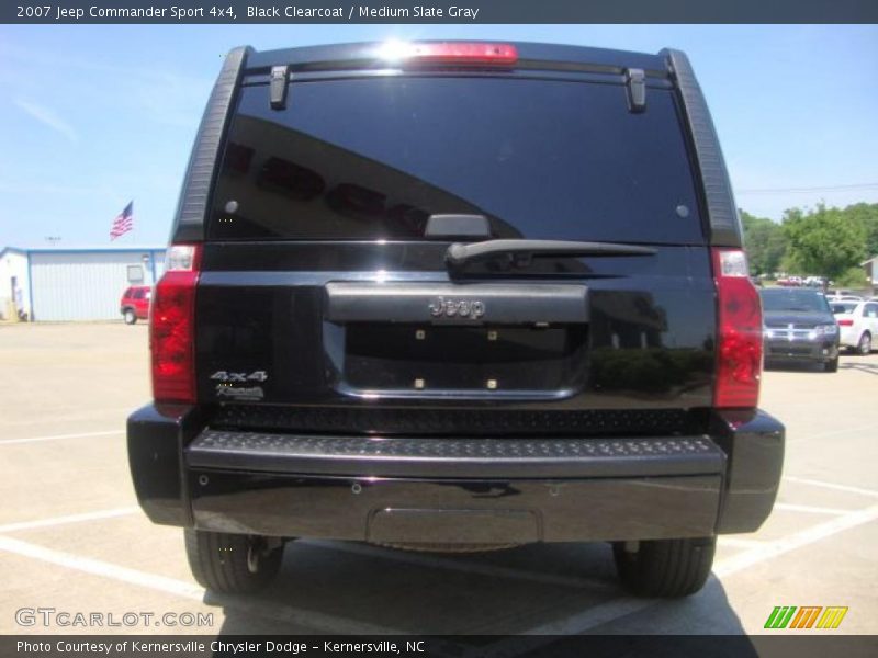 Black Clearcoat / Medium Slate Gray 2007 Jeep Commander Sport 4x4