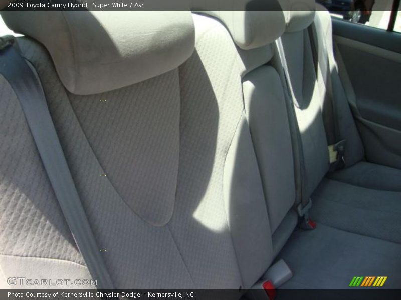 Super White / Ash 2009 Toyota Camry Hybrid