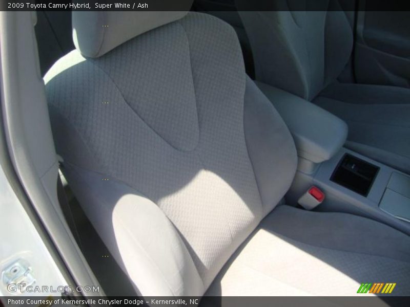 Super White / Ash 2009 Toyota Camry Hybrid