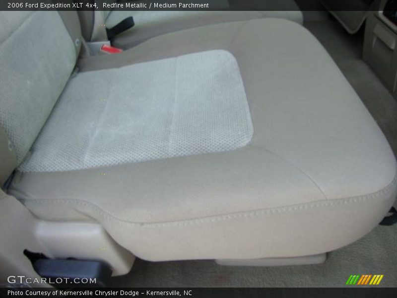 Redfire Metallic / Medium Parchment 2006 Ford Expedition XLT 4x4