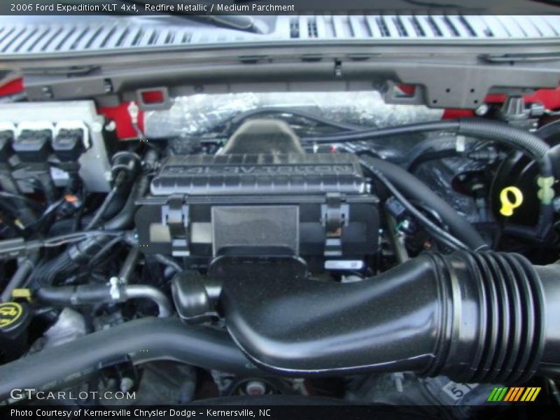 Redfire Metallic / Medium Parchment 2006 Ford Expedition XLT 4x4