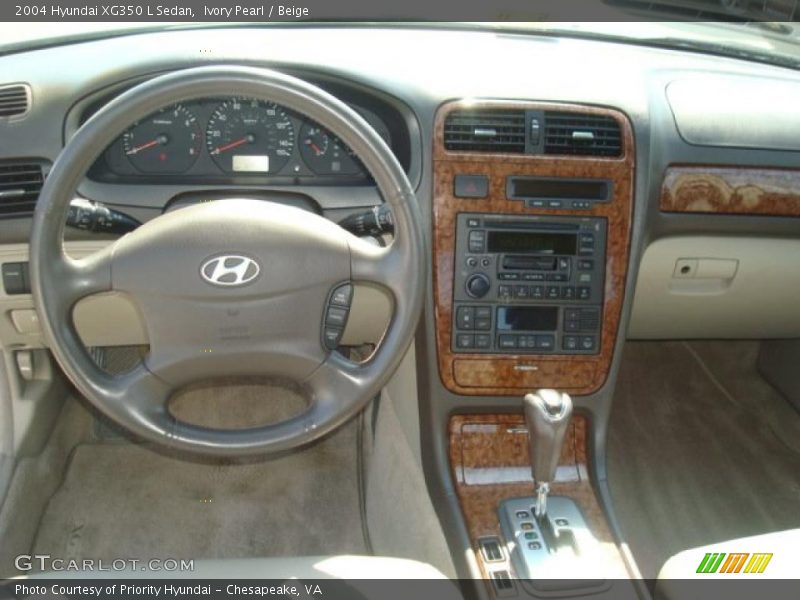 Ivory Pearl / Beige 2004 Hyundai XG350 L Sedan