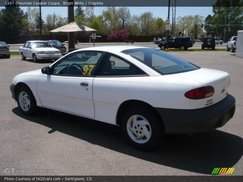Bright White / Graphite 1997 Chevrolet Cavalier Coupe
