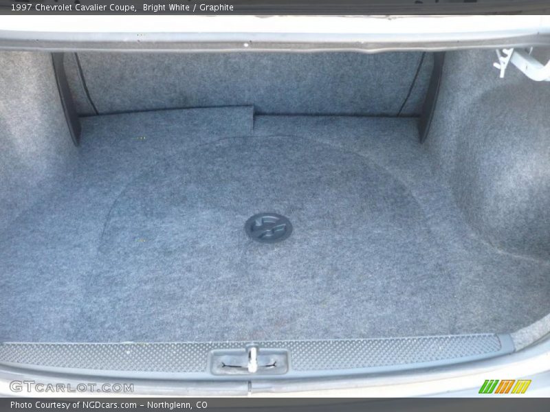 Bright White / Graphite 1997 Chevrolet Cavalier Coupe