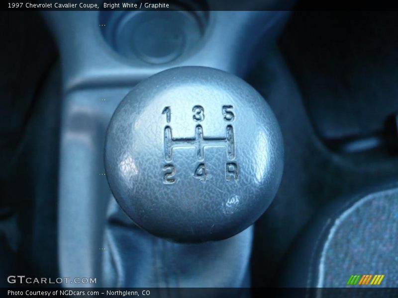 Bright White / Graphite 1997 Chevrolet Cavalier Coupe