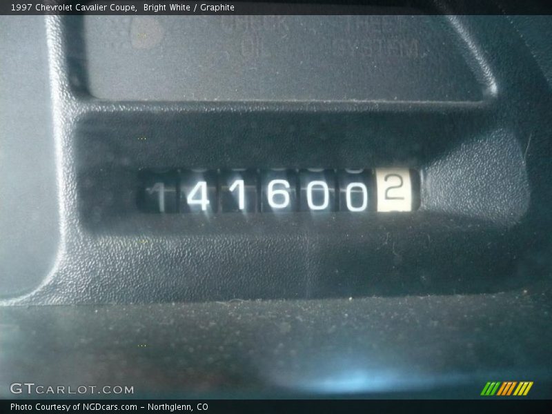 Bright White / Graphite 1997 Chevrolet Cavalier Coupe