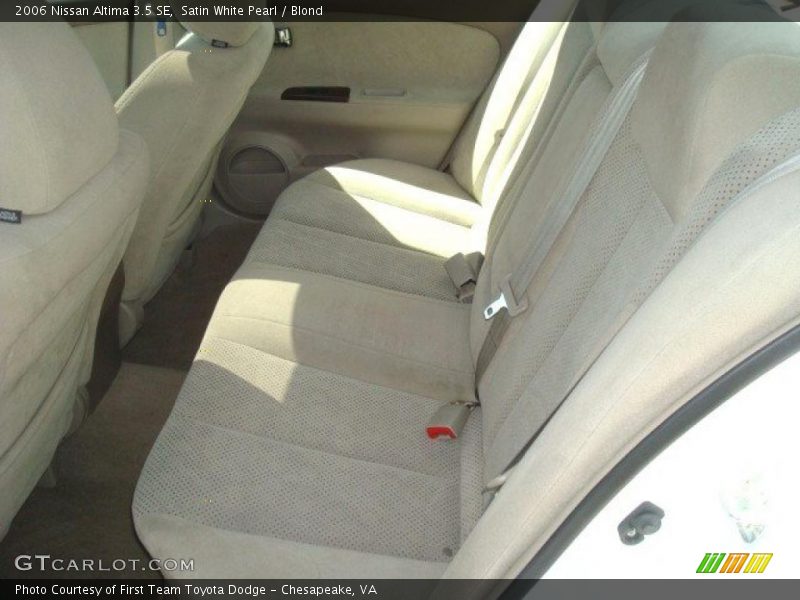 Satin White Pearl / Blond 2006 Nissan Altima 3.5 SE