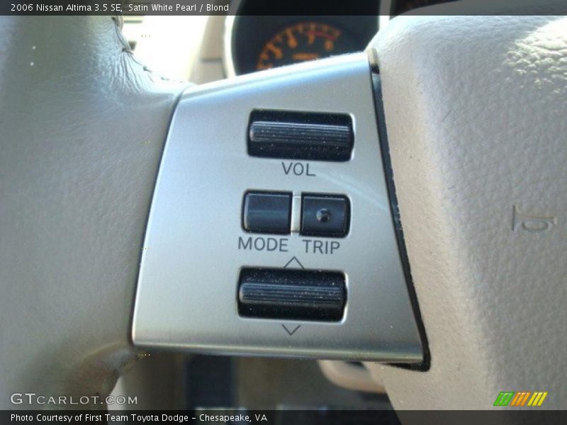 Satin White Pearl / Blond 2006 Nissan Altima 3.5 SE