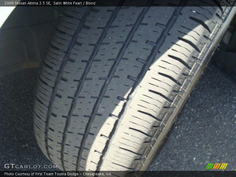 Satin White Pearl / Blond 2006 Nissan Altima 3.5 SE