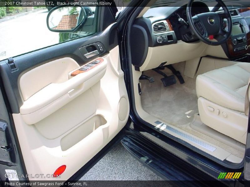 Black / Light Cashmere/Ebony 2007 Chevrolet Tahoe LTZ