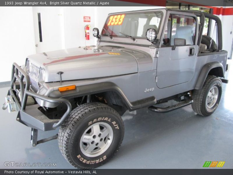 Bright Silver Quartz Metallic / Agate 1993 Jeep Wrangler 4x4