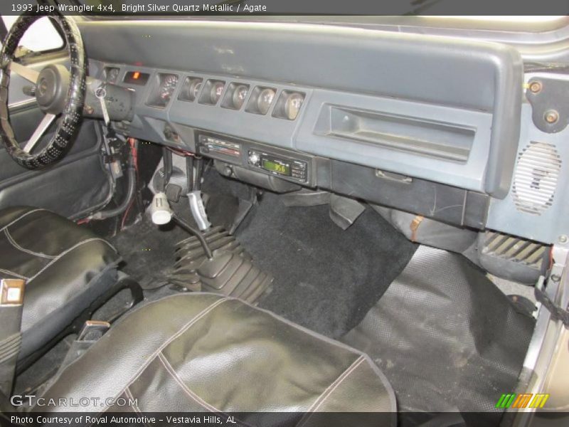 Bright Silver Quartz Metallic / Agate 1993 Jeep Wrangler 4x4