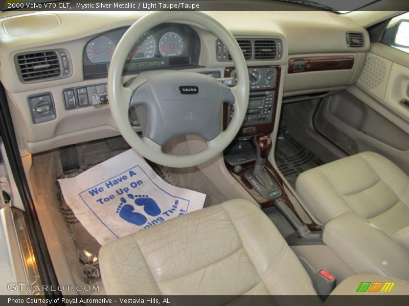 Mystic Silver Metallic / Light Taupe/Taupe 2000 Volvo V70 GLT