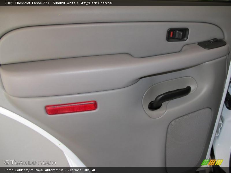 Summit White / Gray/Dark Charcoal 2005 Chevrolet Tahoe Z71
