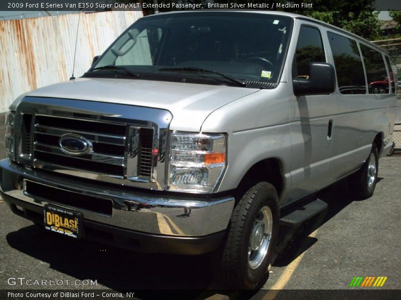 Brilliant Silver Metallic / Medium Flint 2009 Ford E Series Van E350 Super Duty XLT Extended Passenger