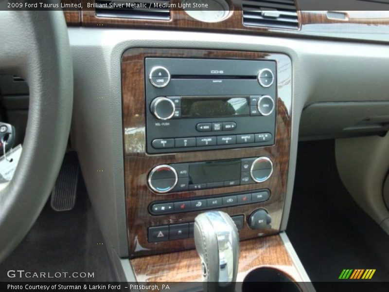 Brilliant Silver Metallic / Medium Light Stone 2009 Ford Taurus Limited