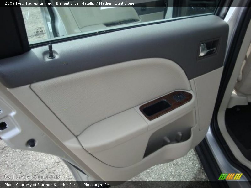 Brilliant Silver Metallic / Medium Light Stone 2009 Ford Taurus Limited