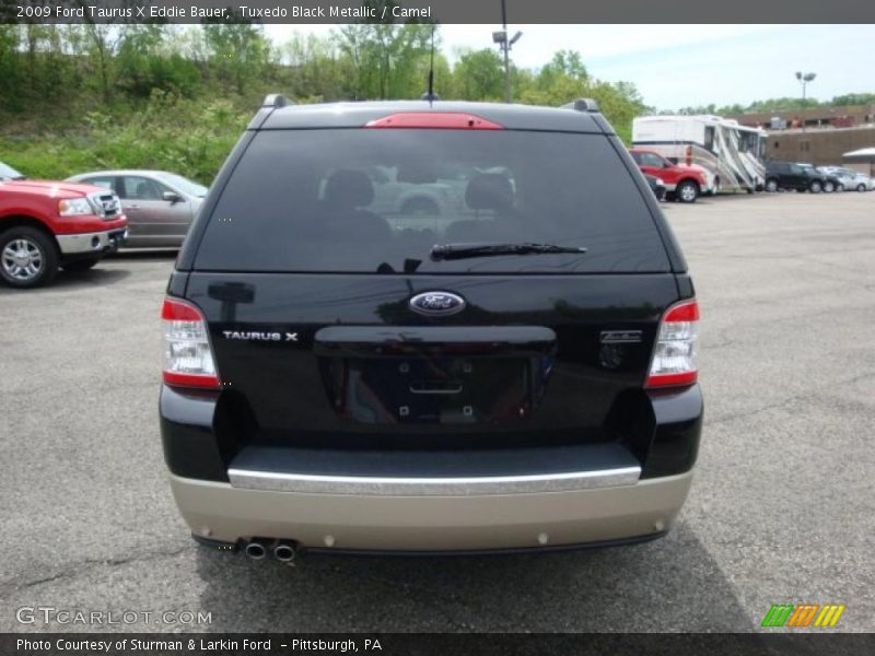 Tuxedo Black Metallic / Camel 2009 Ford Taurus X Eddie Bauer