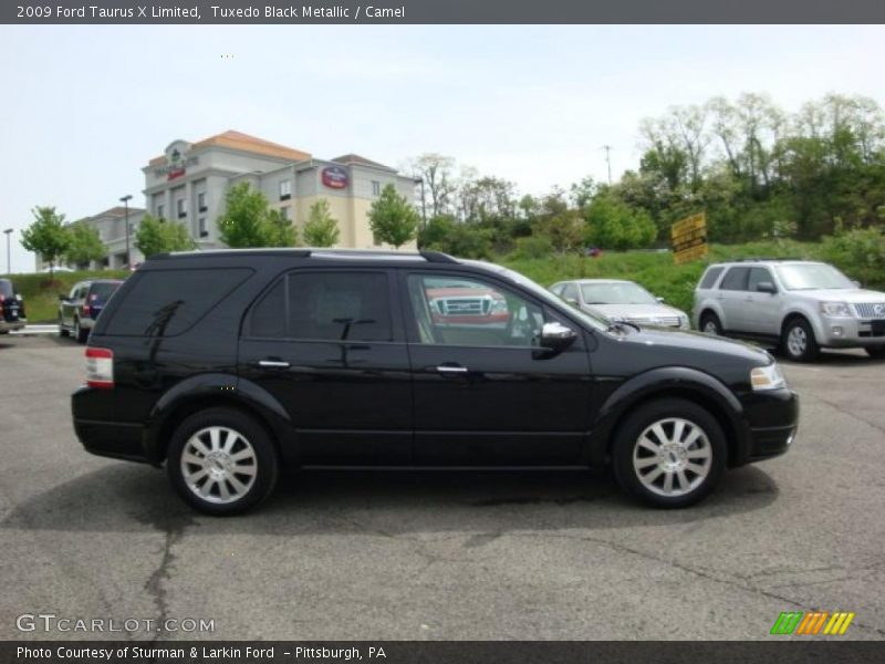 Tuxedo Black Metallic / Camel 2009 Ford Taurus X Limited