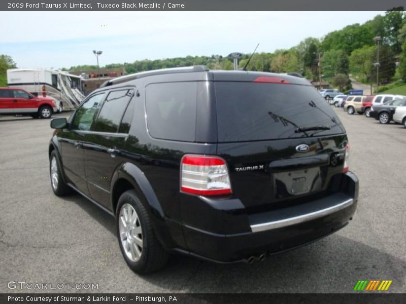 Tuxedo Black Metallic / Camel 2009 Ford Taurus X Limited