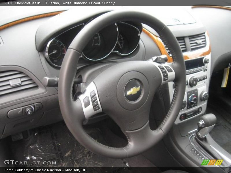 White Diamond Tricoat / Ebony 2010 Chevrolet Malibu LT Sedan